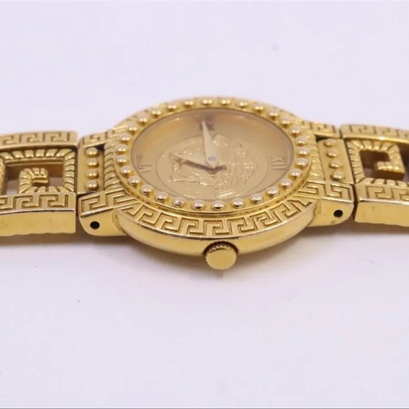 Versace 14k Gold Plated Watch AMAZING!! - Picture 8 of 9